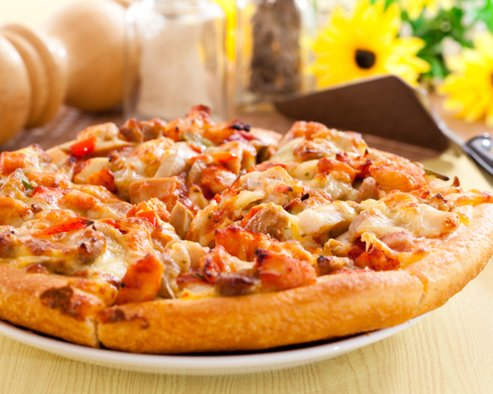 Order BBQ Chicken Pizza food online from The Hot Italian store, San Francisco on bringmethat.com
