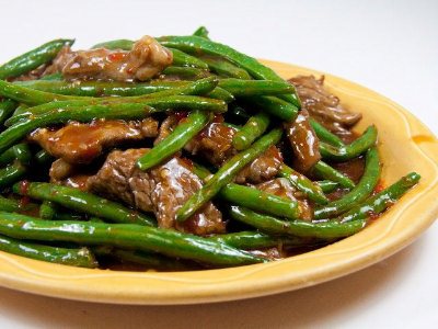 Order 56. Quart of Beef with String Bean food online from China Joy Restaurant store, Jacksonville on bringmethat.com