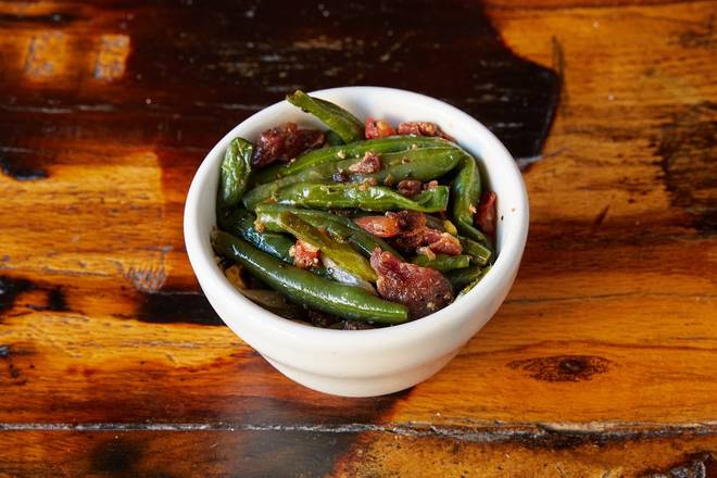 Order Sautéed Green Beans food online from Twin Peaks store, Houston on bringmethat.com