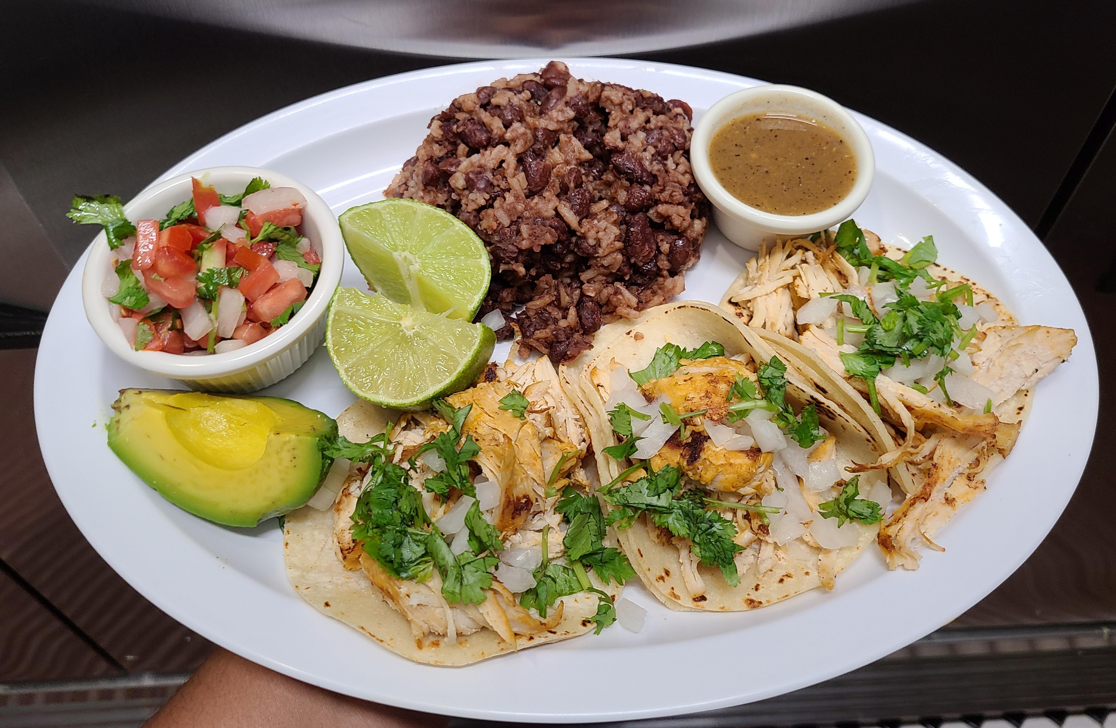 Order Taco Plate (Chicken) food online from Cantarito Restaurant store, Lancaster on bringmethat.com