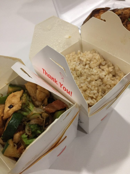 Order 55. Broccoli Chicken food online from Jade China store, Riverside on bringmethat.com