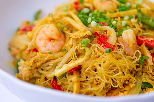 Order Singapore Noodles food online from Tengu Asian Bistro store, Albany on bringmethat.com