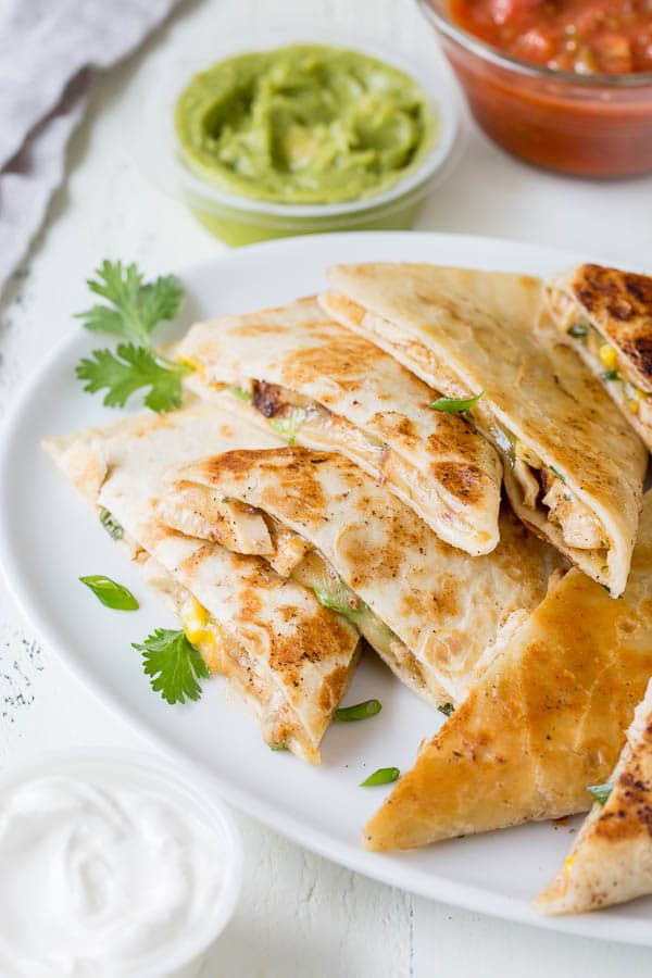 Order Cheesy Chicken Quesadilla food online from Caffe Bene store, Jackson Heights on bringmethat.com