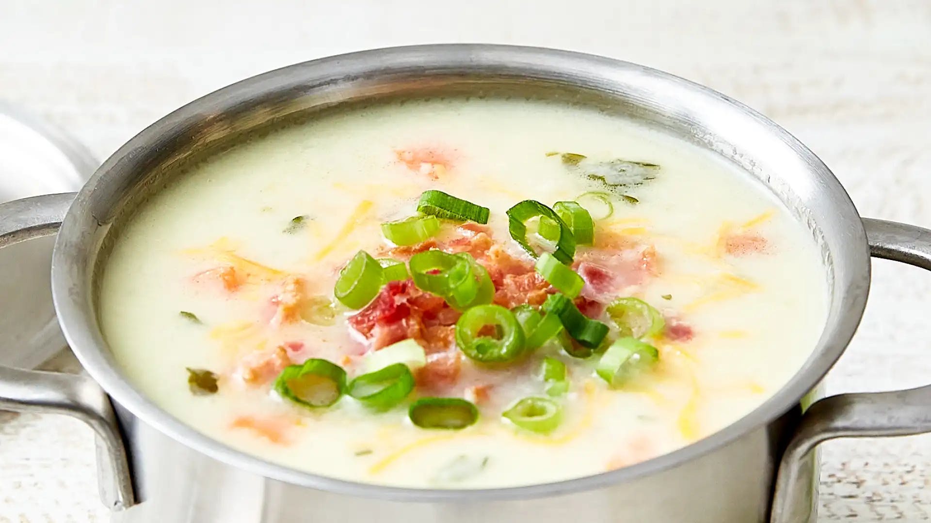 Order Loaded Baked Potato Soup - Soup food online from Schlotzsky's store, Madison on bringmethat.com