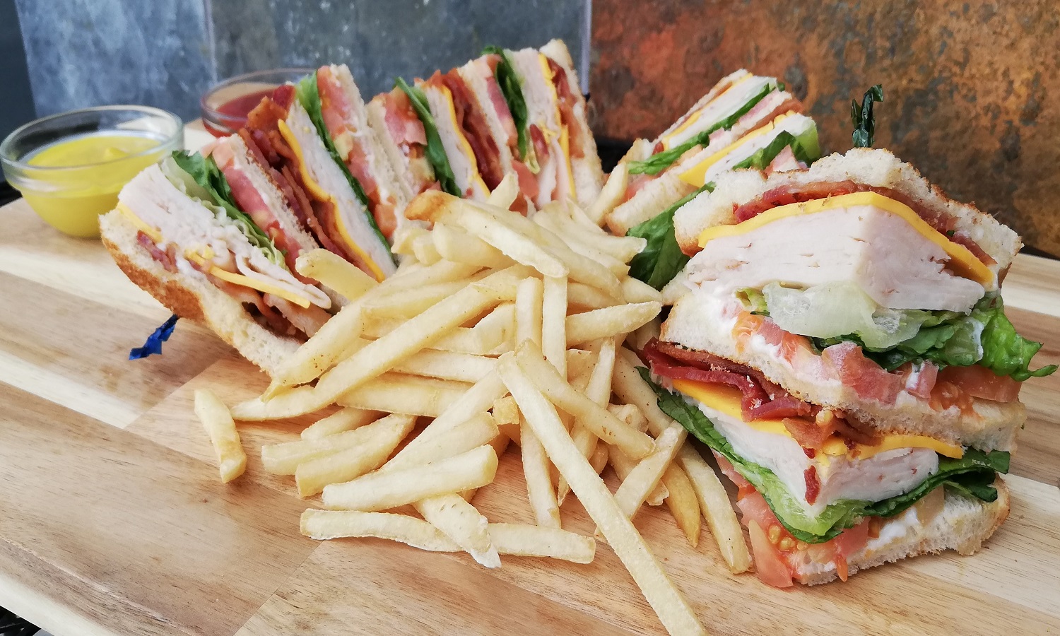 Order Clubhouse Sandwich food online from Dink Deli & Bagels store, Valencia on bringmethat.com