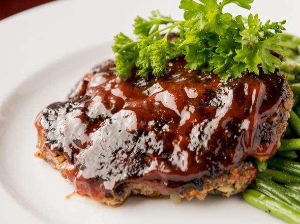 Order Signature Meatloaf Dinner food online from Hamilton Walkers store, Champaign on bringmethat.com