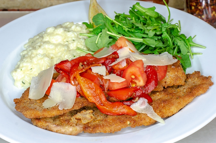 Order CHICKEN MILANESE food online from Tre Famiglia store, Haddonfield on bringmethat.com