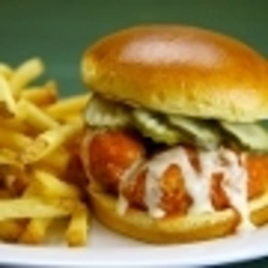 Order Buffalo Chicken Sandwich food online from Beef OBradys store, Hilliard on bringmethat.com