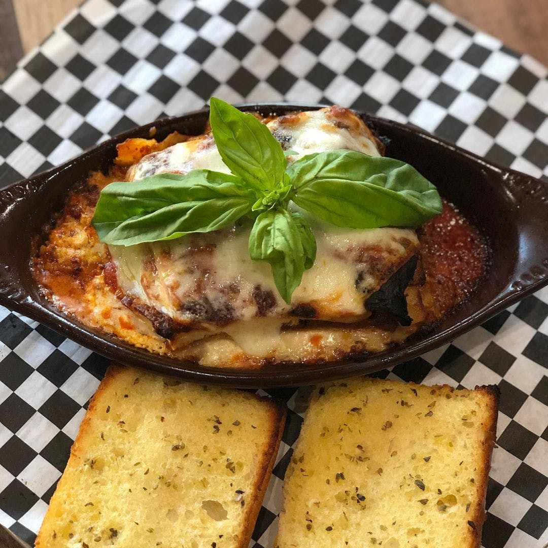 Order 5. Beef Lasagne - For 1 Person food online from Verdugo Pizza store, Glendale on bringmethat.com