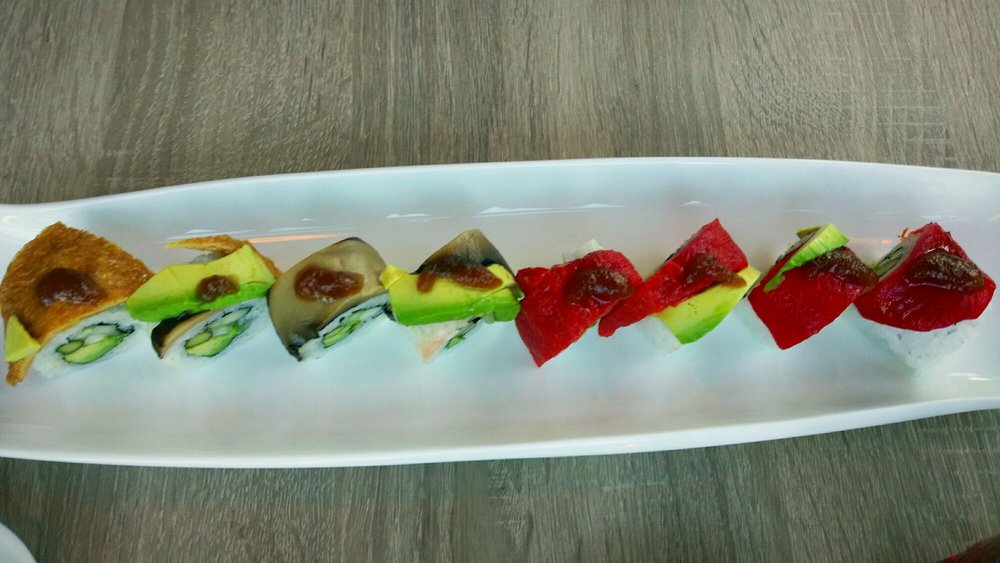 Order Roasted Veggie Roll food online from Sushi Rock store, Arlington on bringmethat.com