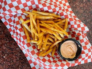 Order French Fries food online from Frankie's Pizza store, Las Vegas on bringmethat.com