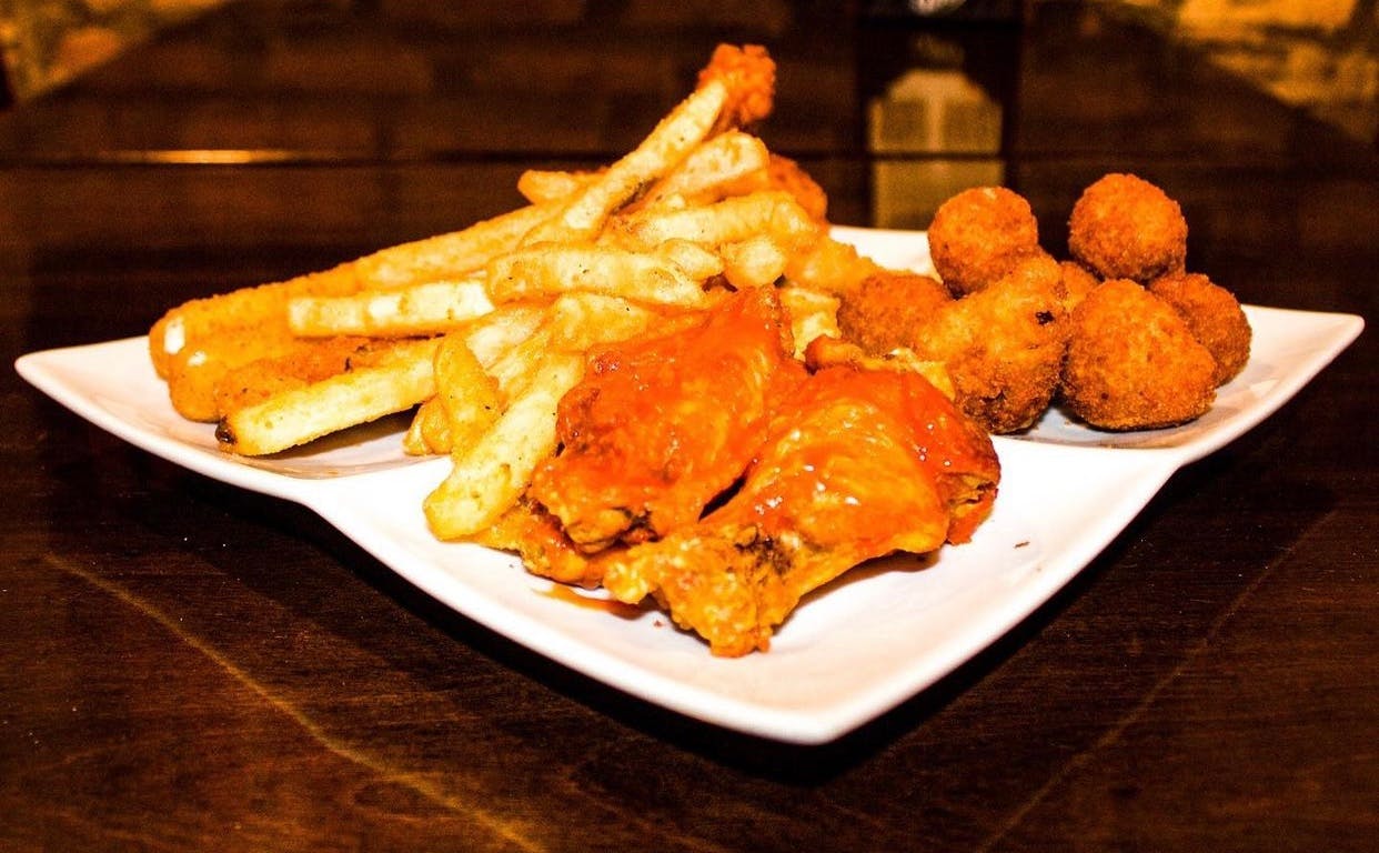 Order OTP Combo - Appetizer food online from Old Towne Pizza Pub store, Chicago on bringmethat.com