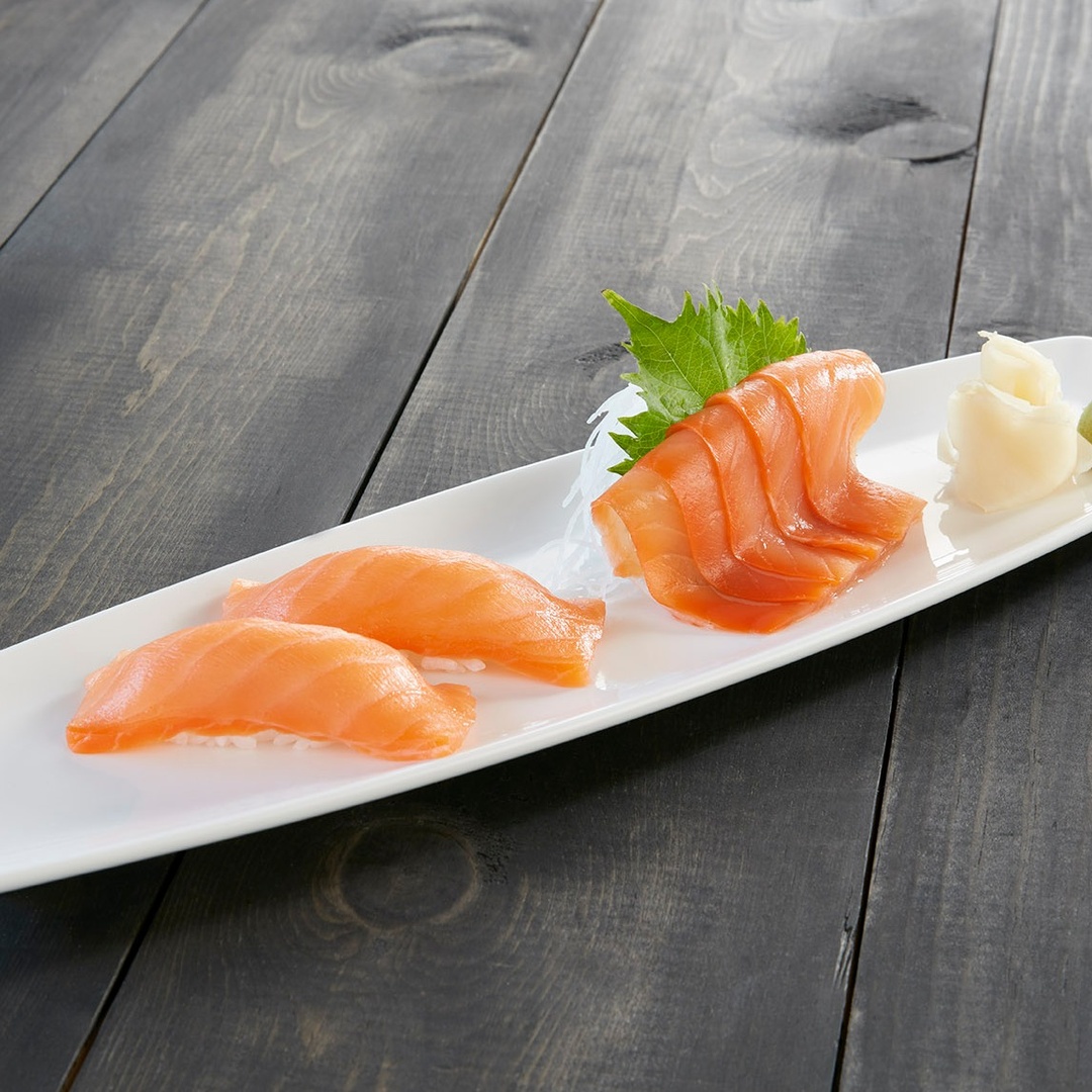 Order Smoked Salmon (sashimi) food online from Kona Grill store, Eden Prairie on bringmethat.com
