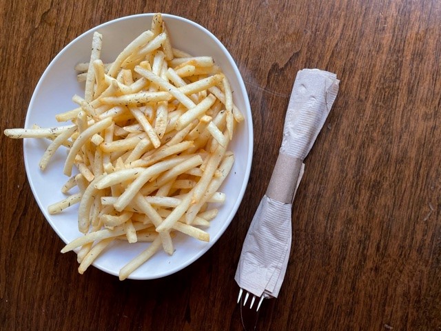 Order French Fries food online from 25 Degrees store, Los Angeles on bringmethat.com