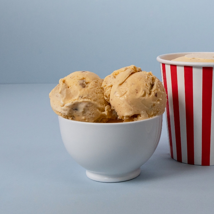 Order Sunny Day Butter Pecan Ice Cream (Pint) food online from Pizzaoki store, San Francisco on bringmethat.com