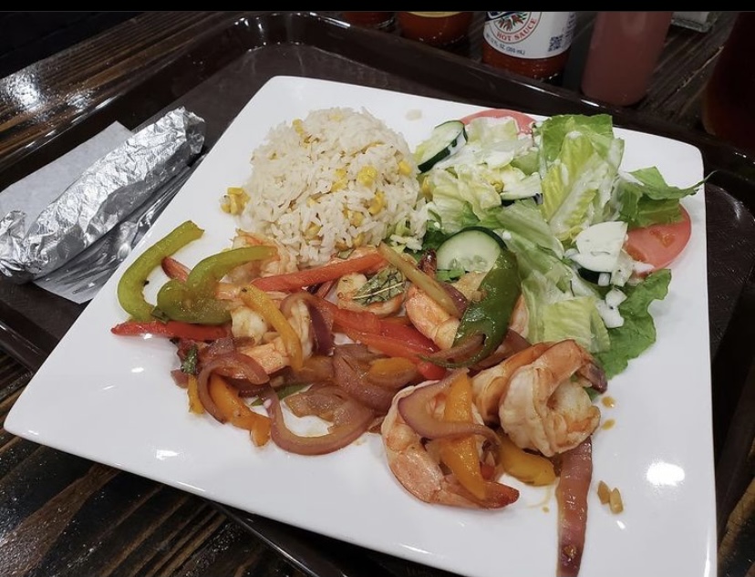 Order Veracruzano Shrimp Plate food online from El Oasis Fisheria store, Covina on bringmethat.com