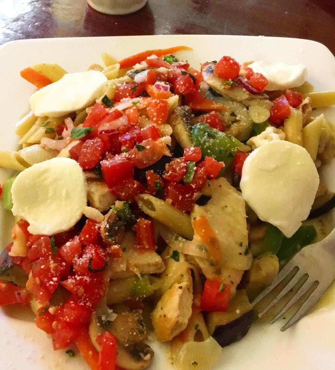 Order Penne Primavera - Pasta food online from Giuseppes Trattoria store, Chester on bringmethat.com
