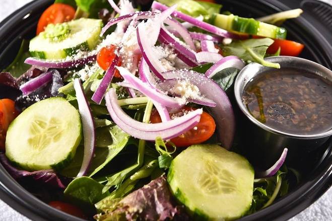 Order House Salad food online from Freddy's Pasta and Pizza store, Gaithersburg on bringmethat.com