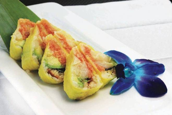 Order Lovers Roll (8 pcs) food online from Kumo store, North Wales on bringmethat.com