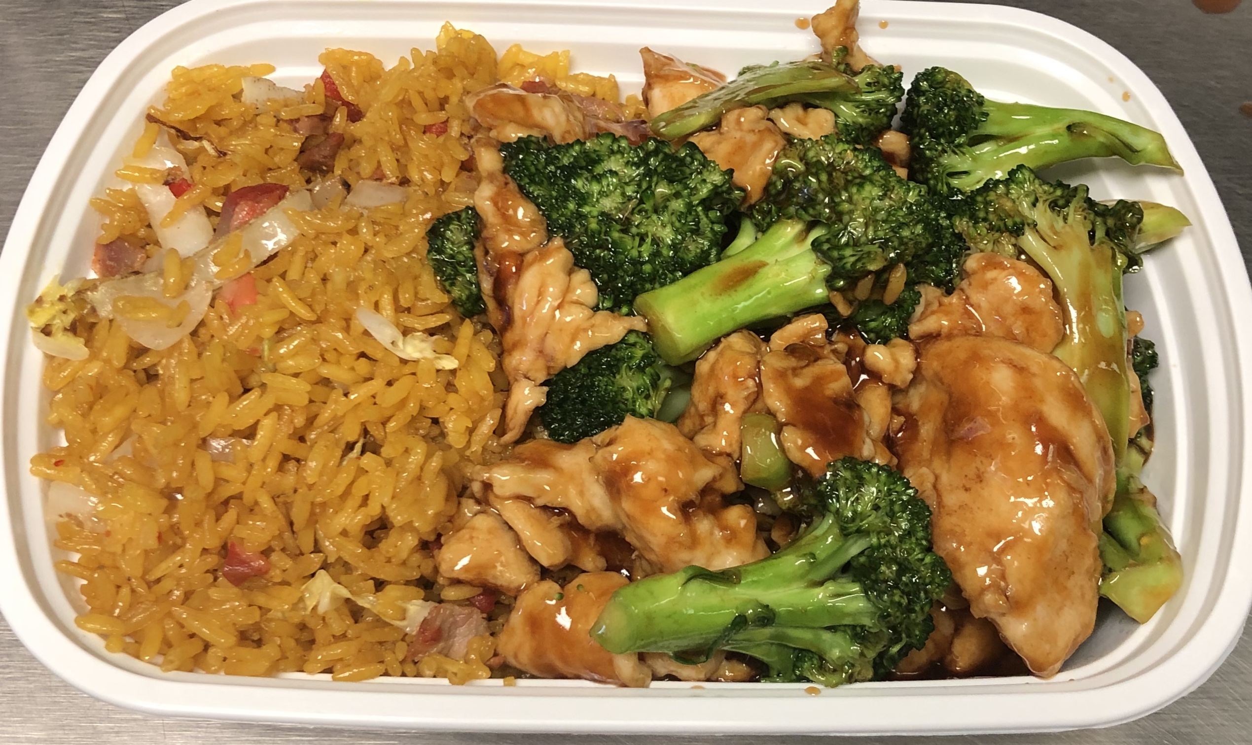 Order C1. Chicken with Broccoli Combo food online from China Star store, Dunbar on bringmethat.com