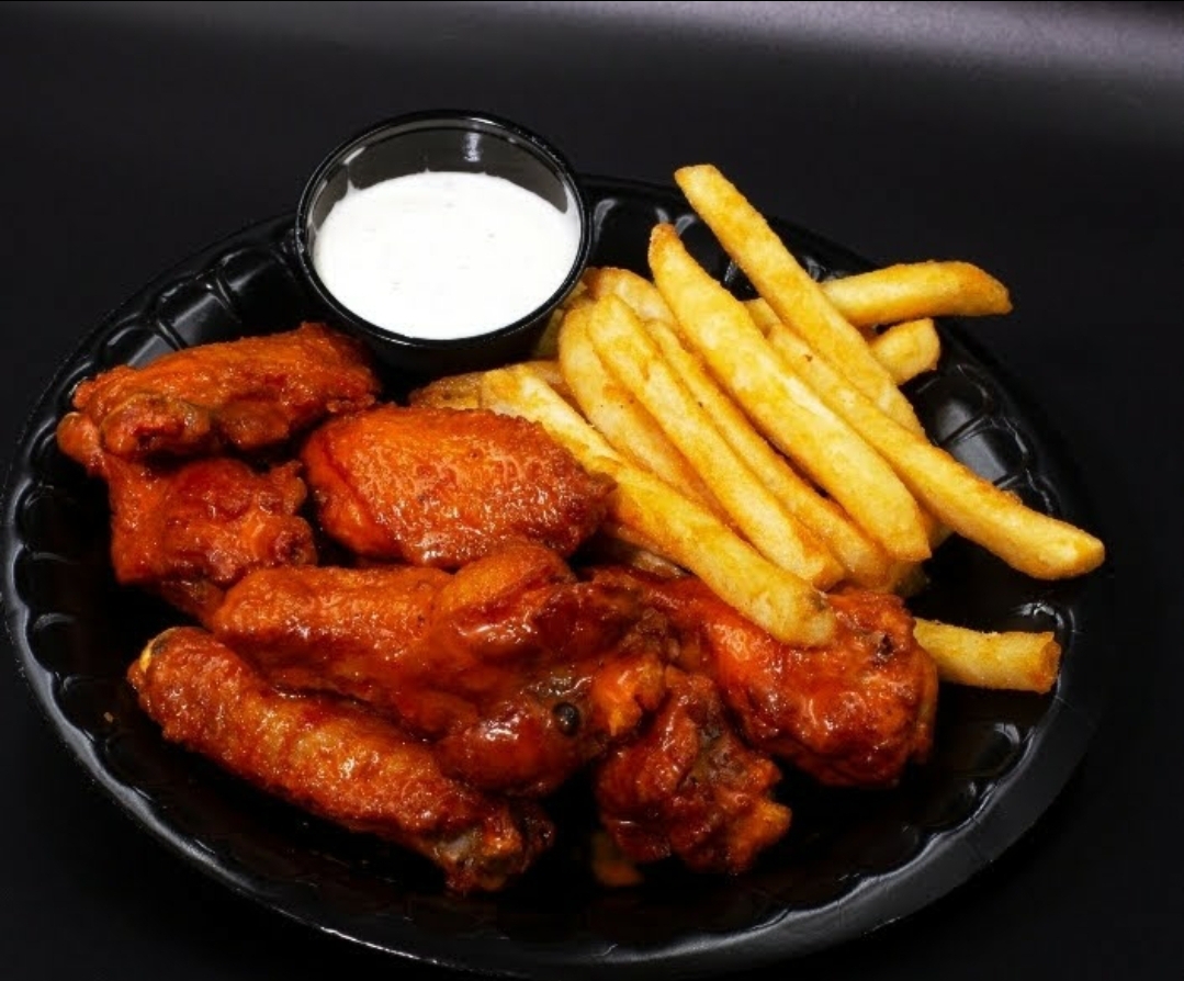 Order Chicken Wings food online from Los Huicholes store, Las Vegas on bringmethat.com