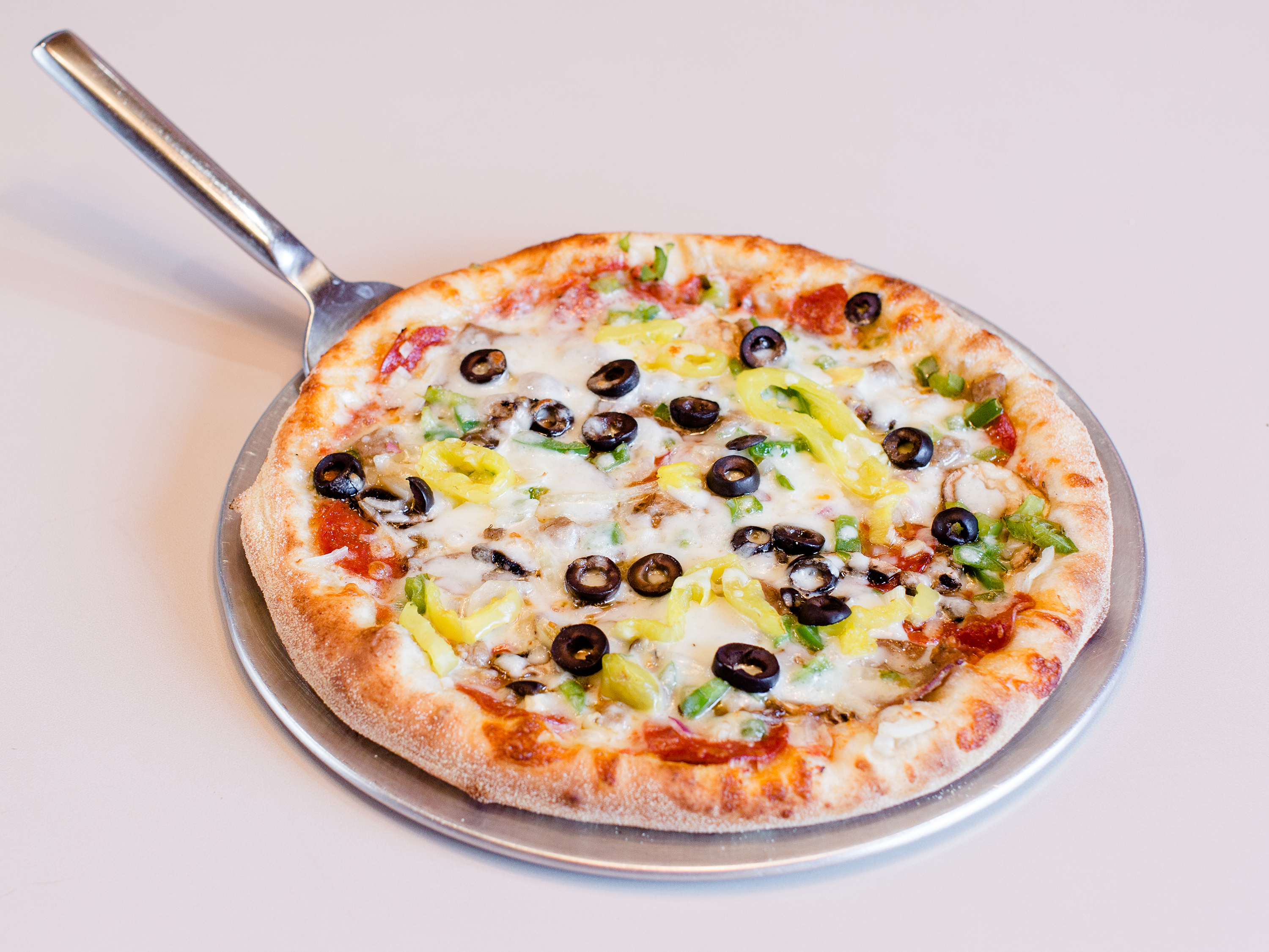 Order Supreme Pizza food online from Portofino Italian restaurant store, Morristown on bringmethat.com