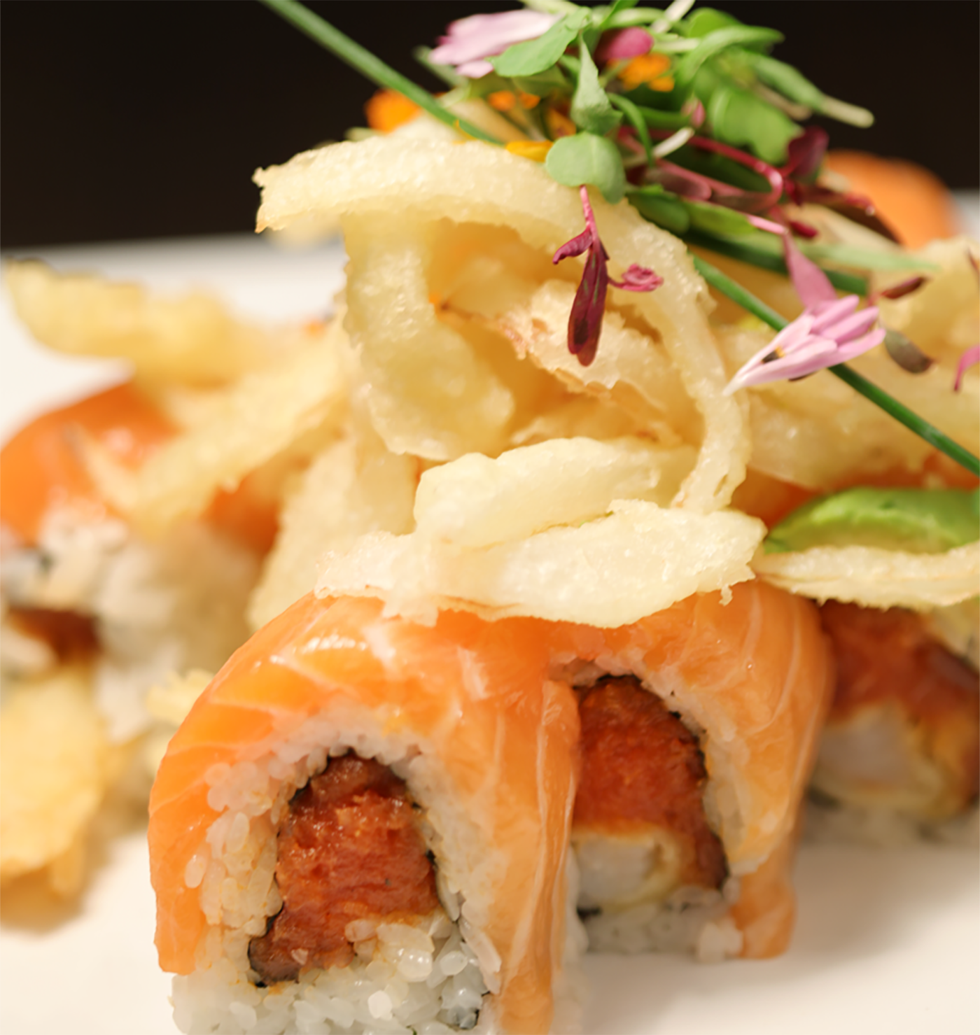 Order Salmon Crunch Roll food online from Ise Sushi Japanese Restaurant store, Placentia on bringmethat.com