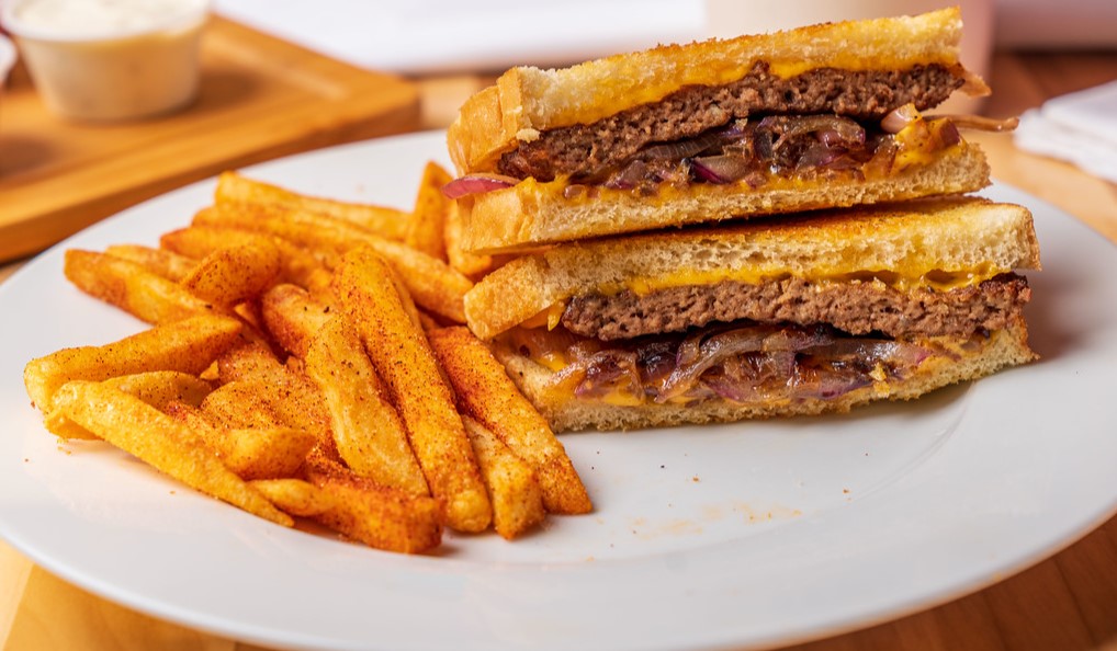 Order 8. Patty Melt Combo food online from Wimpys Hamburgers store, Tulare on bringmethat.com