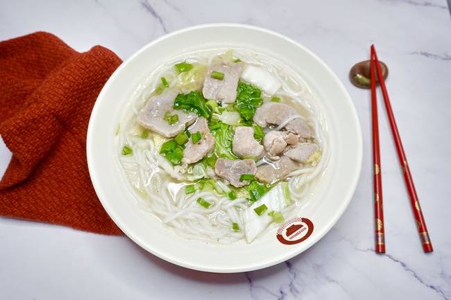 Order 猪肉鲜汤粉 / Pork Rice Noodle Soup food online from Classic Guilin Rice Noodles store, San Mateo on bringmethat.com