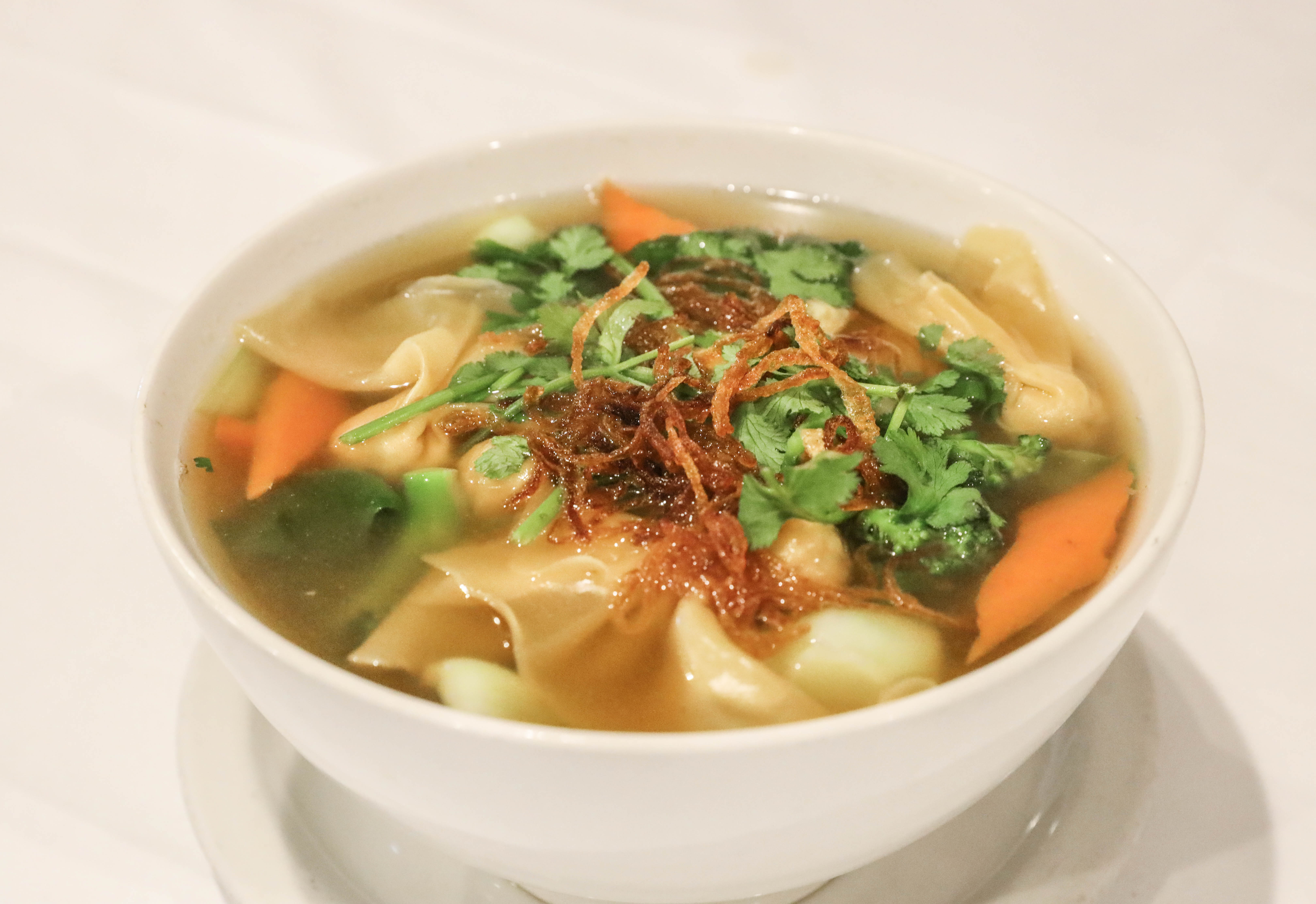 Order S13. Wonton Soup food online from Eathai Restaurant store, Pleasanton on bringmethat.com