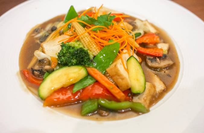 Order Vegetable Delight food online from Hot Woks Cool Sushi store, Chicago on bringmethat.com