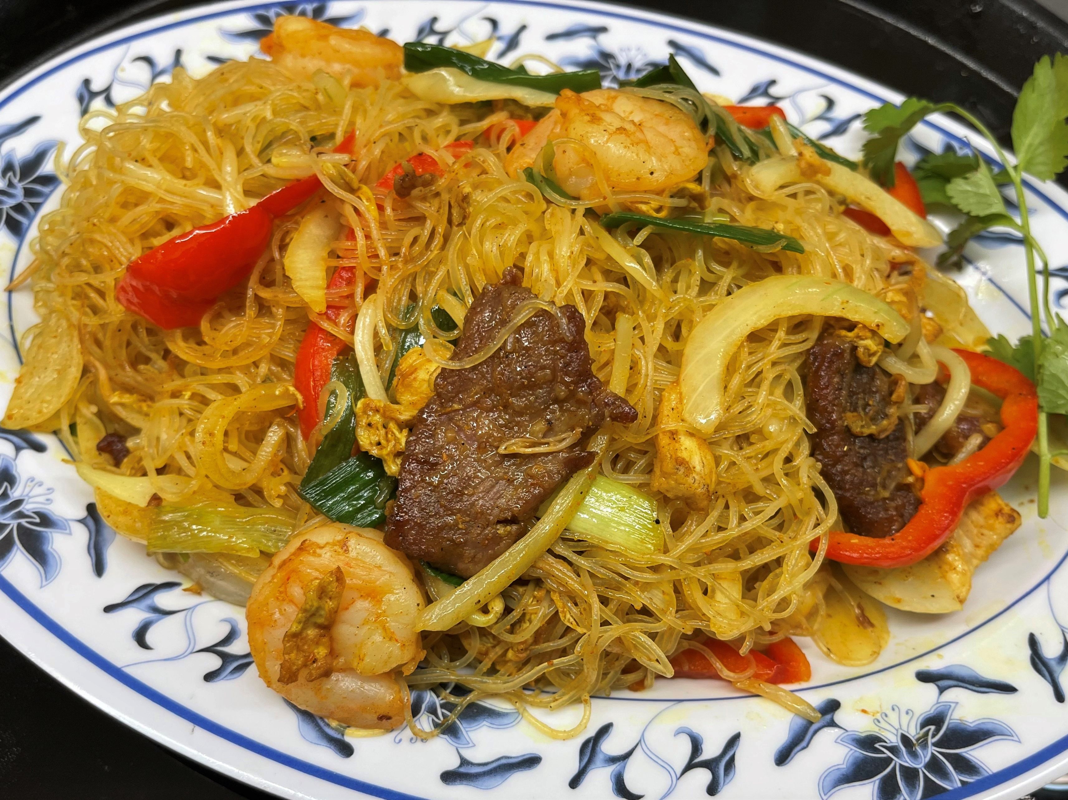 Order Singapore Noodles food online from Asia Chinese Restaurant store, Austin on bringmethat.com