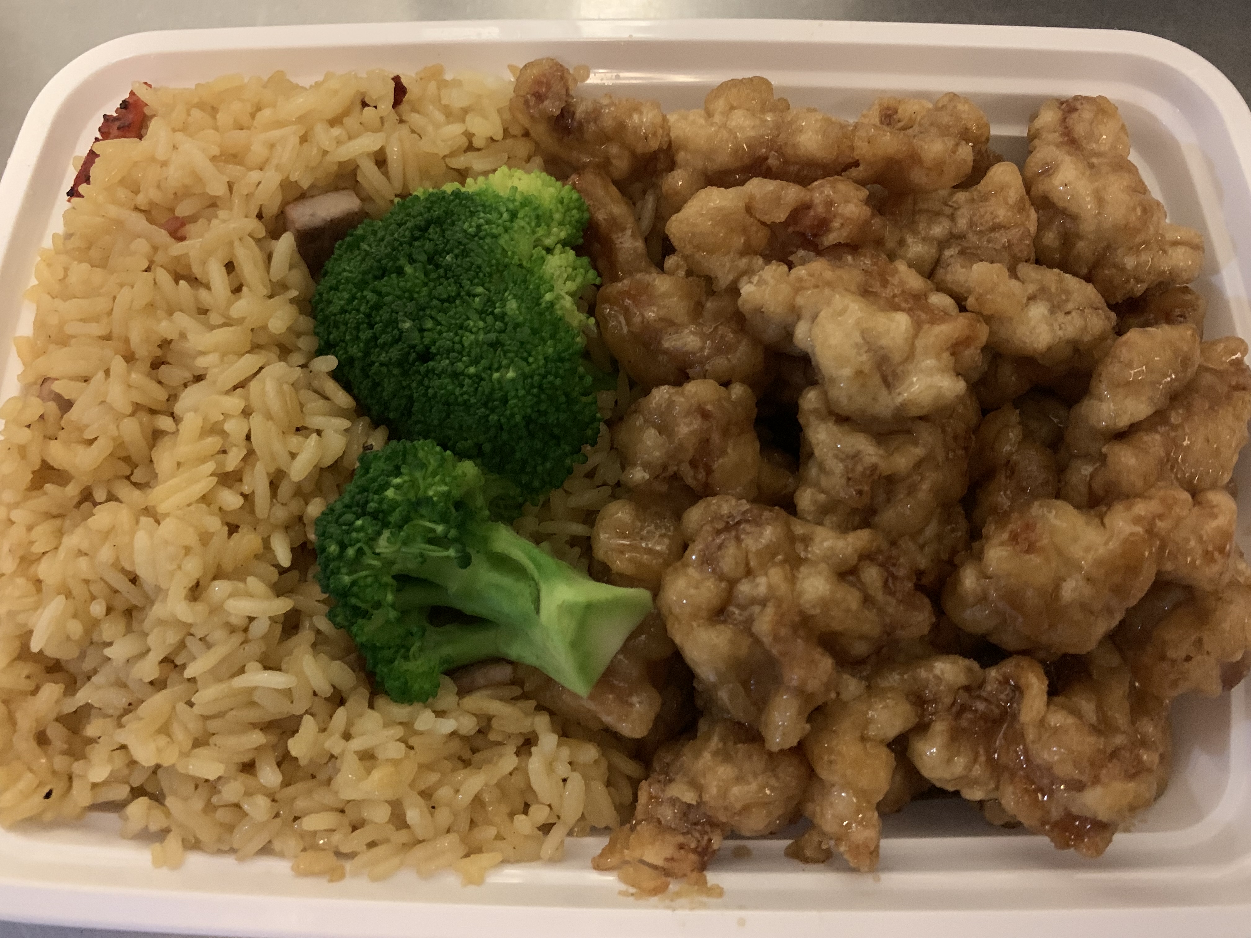 Order C18-棒棒鸡康宝 / Bourbon Chicken Combo Platter food online from China King store, Lansdale on bringmethat.com