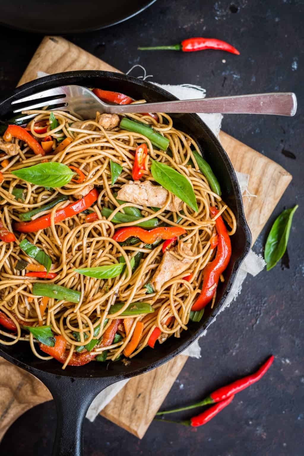 Order Chicken Chowmein food online from Himalayan flavors store, Berkeley on bringmethat.com