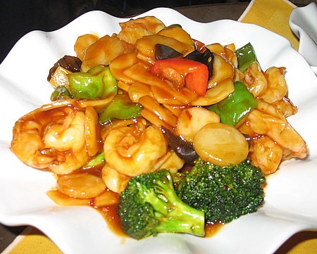 Order 23. Shrimp with Garlic Sauce Combination Platter food online from China Gourmet store, Palmetto Bay on bringmethat.com