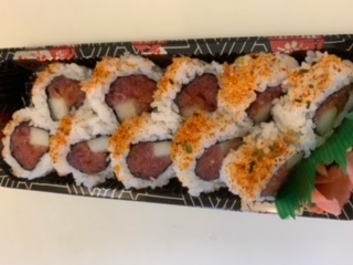 Order Spicy Tuna Roll food online from Sushiyo store, Dublin on bringmethat.com