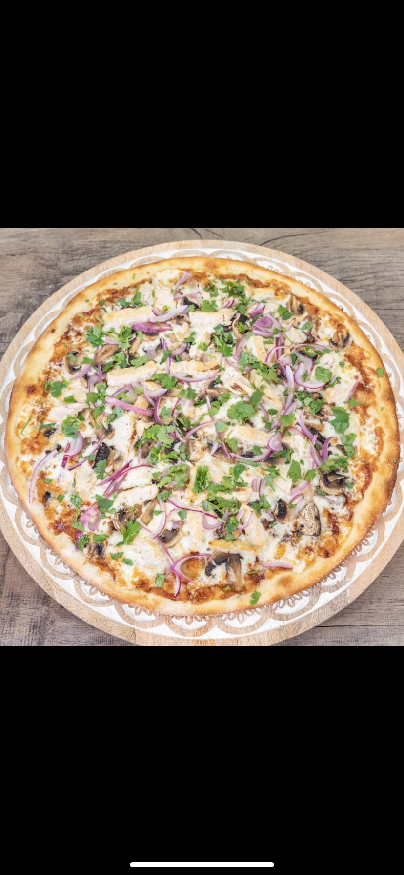 Order BBQ Chicken Pizza food online from Johnny The Bronx Pizza store, Corona Del Mar on bringmethat.com
