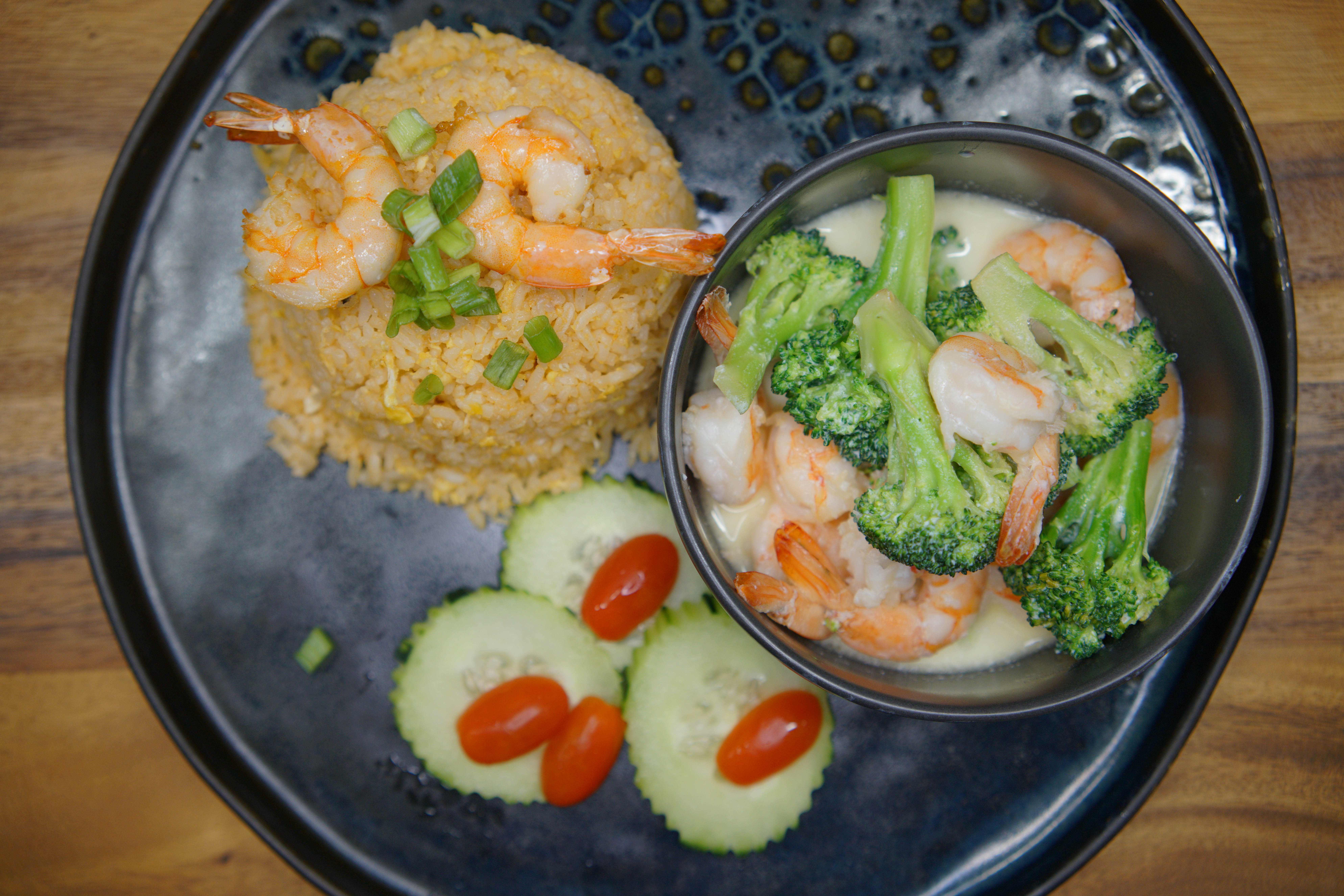 Order D-2 BUTTER SHRIMP DINNER food online from Coco Thai Kitchen store, Los Angeles on bringmethat.com