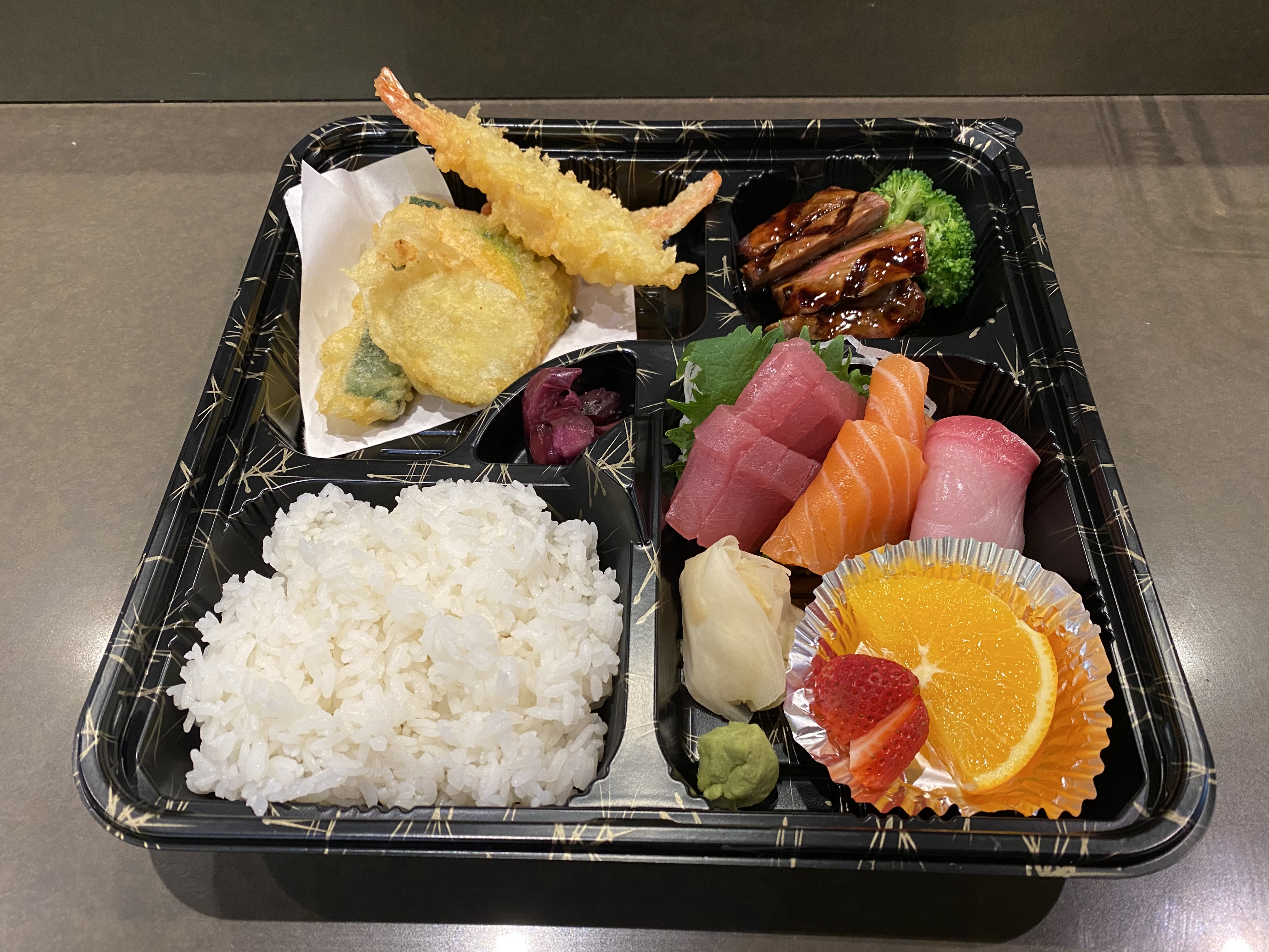 Order Bento Box H food online from Kanpai Japanese Sushi Bar &amp; Gril store, Santa Monica on bringmethat.com