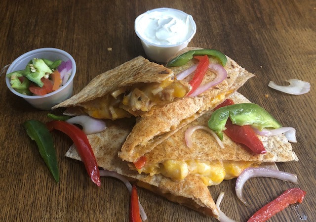 Order Chipotle Chicken Quesadilla food online from Bread Brothers Bagel Cafe store, Brooklyn on bringmethat.com
