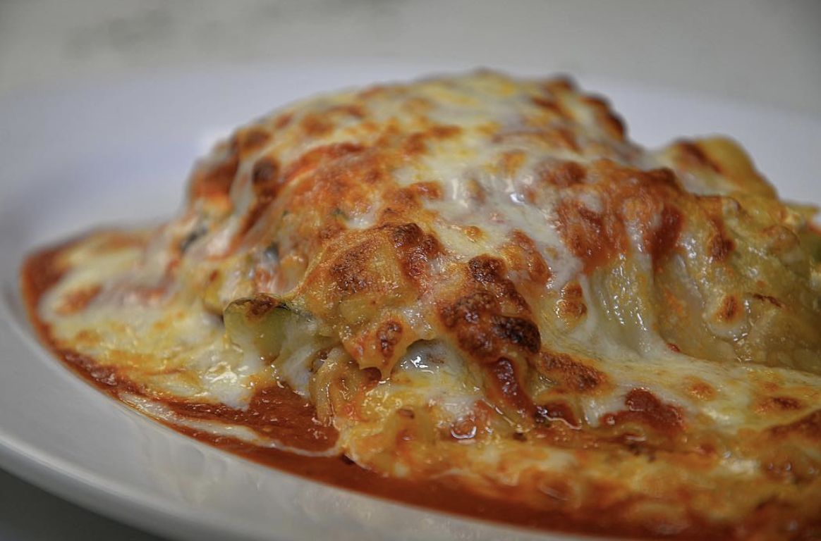Order Homemade Meat Lasagna food online from Gino store, Nesconset on bringmethat.com