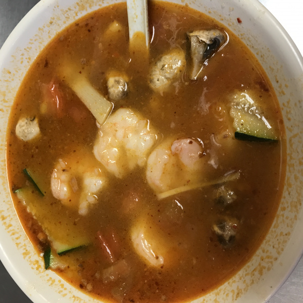 Order Thai Spicy Tom Yum Soup food online from XO Chinese Food store, Las Vegas on bringmethat.com