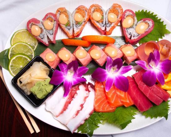 Order Sweetheart Roll food online from Pink Basil store, Mystic on bringmethat.com