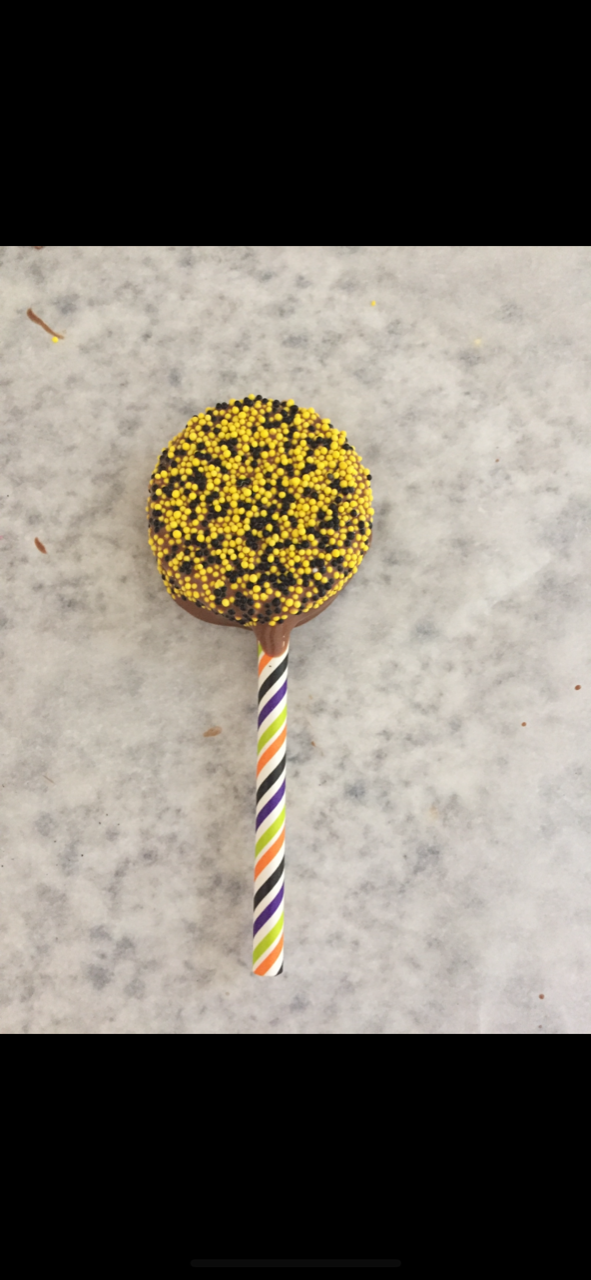 Order Oreo Lollipop food online from Chocolate Boutique store, Pittsburgh on bringmethat.com