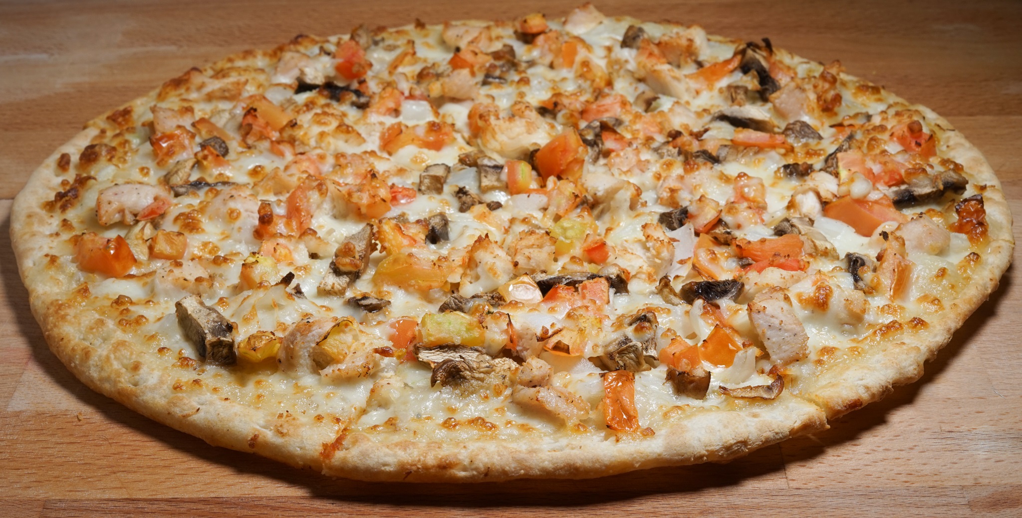 Order Alfredo Chicken Pizza food online from Wild Pepper Pizza store, Salt Lake City on bringmethat.com
