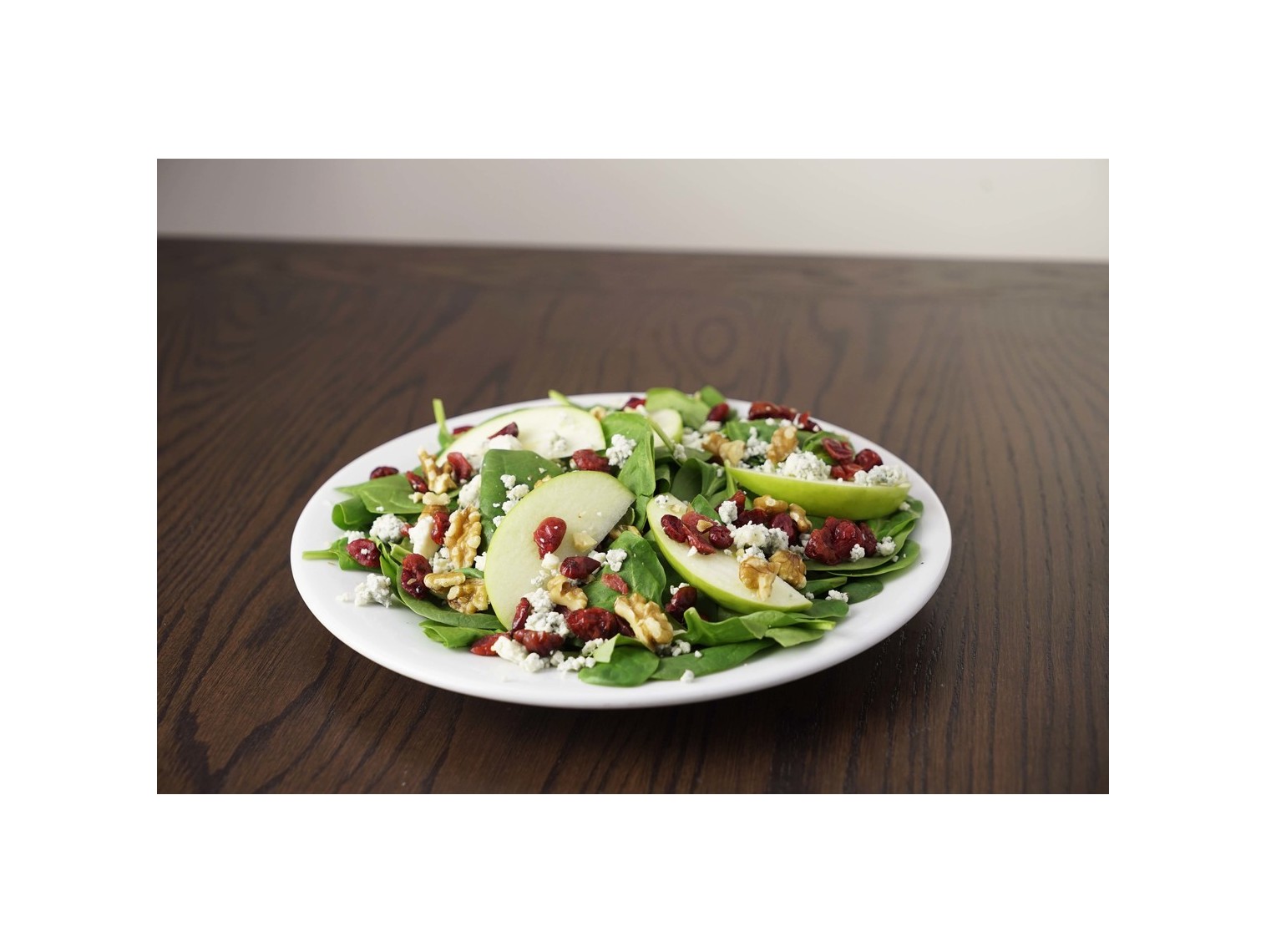 Order Spinach Gorgonzola Salad food online from Rosati's Pizza store, Lindenhurst on bringmethat.com