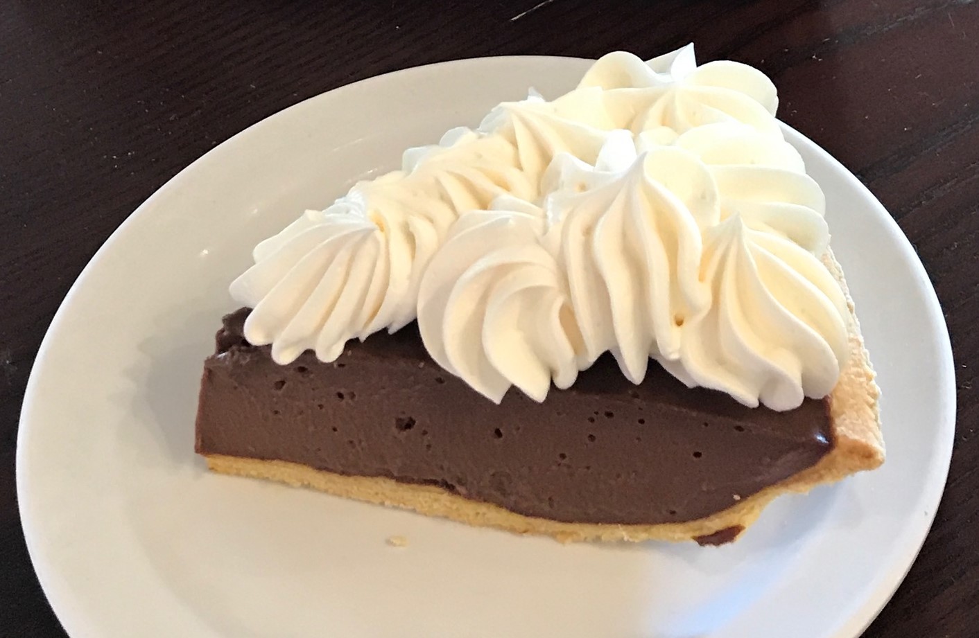 Order Chocolate Cream Pie food online from Mama Daughters' Diner store, Plano on bringmethat.com