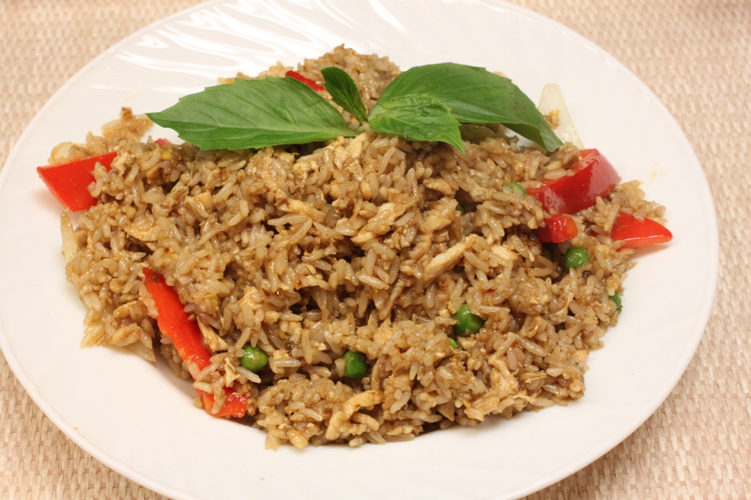 Order Country Fried Rice food online from Giggling Rice Thai To Go store, Brookline on bringmethat.com
