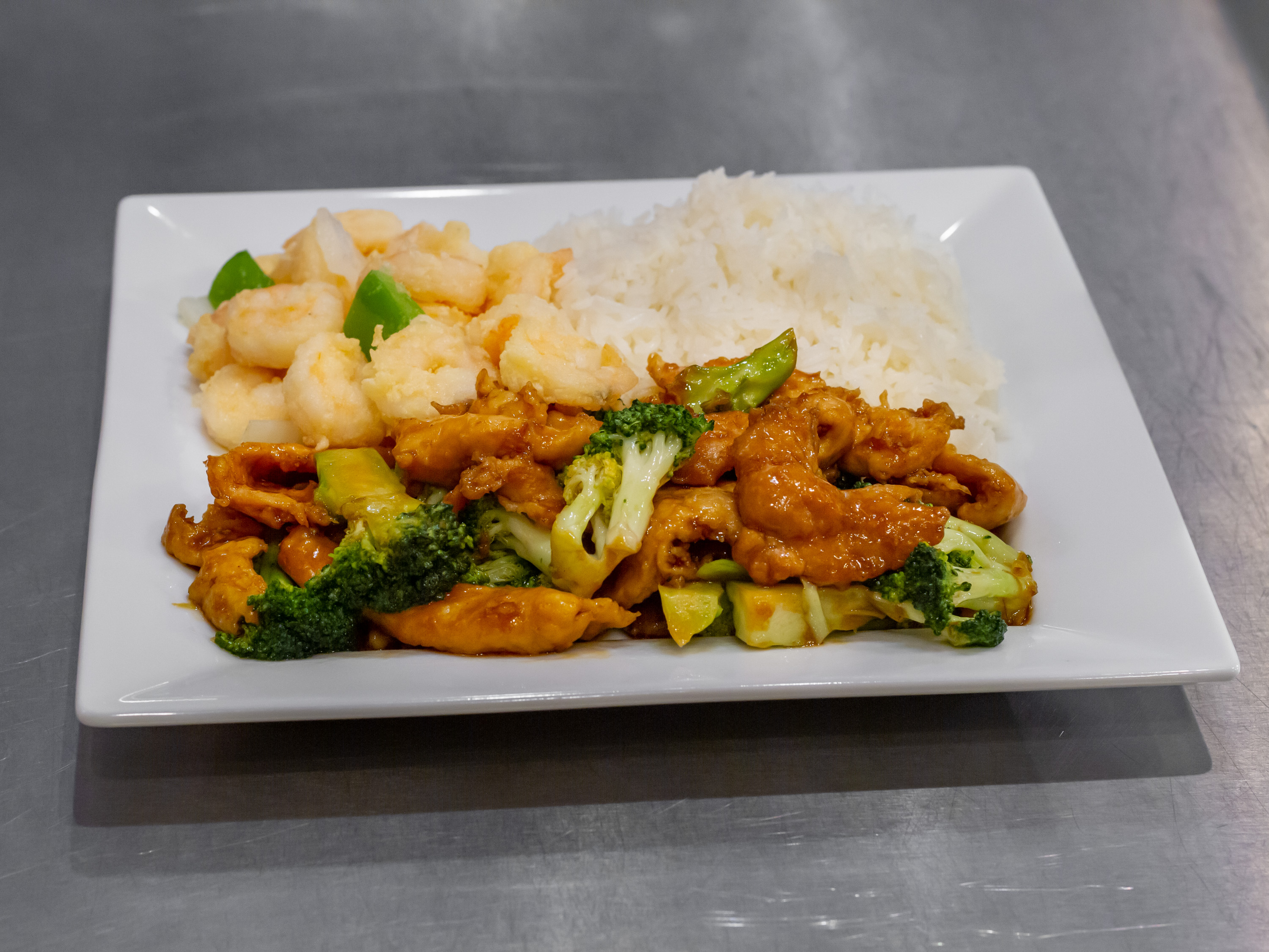Order Chicken with Broccoli food online from Pan Pacific Grill & Ruby Thai Kitchen store, Lancaster on bringmethat.com