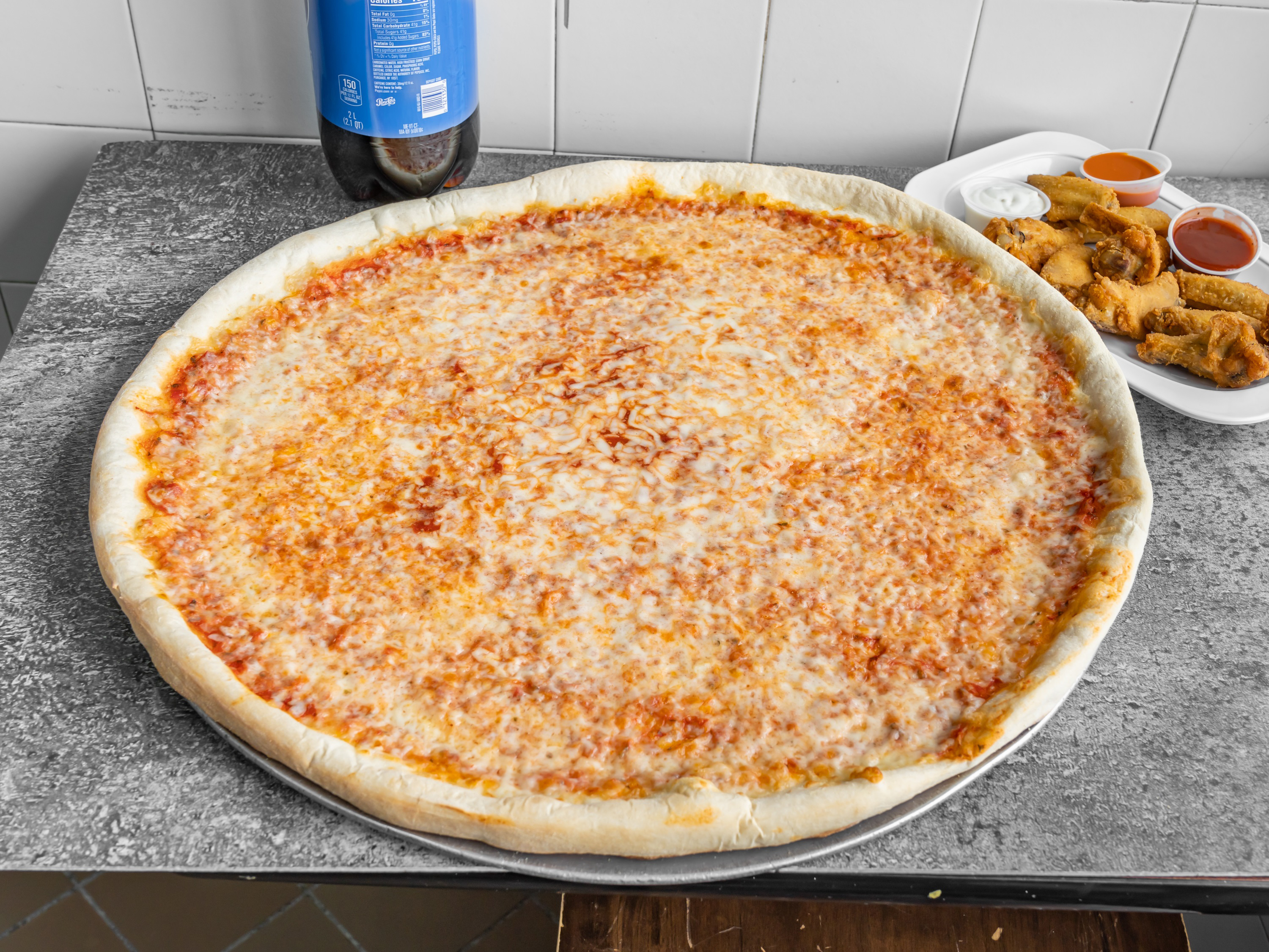 Order Combo 1 food online from La Pizzeria Del Sabor store, Yonkers on bringmethat.com